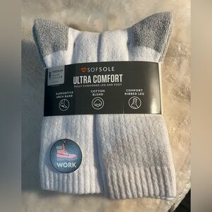 NEW Sofsole White and Gray Athletic Crew Socks